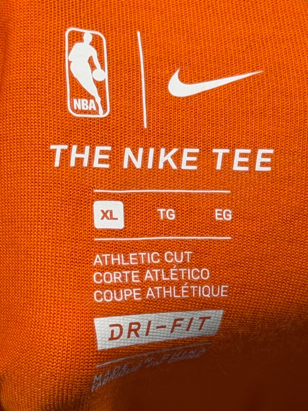 New York Knicks The Nike Tee Dri - Fit Women's NBA Basketball Tshirt - Picture 6 of 6
